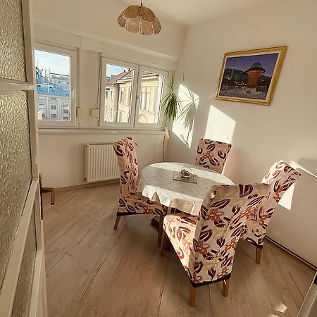 Apartment Xxl Near Promenade Sarajevo